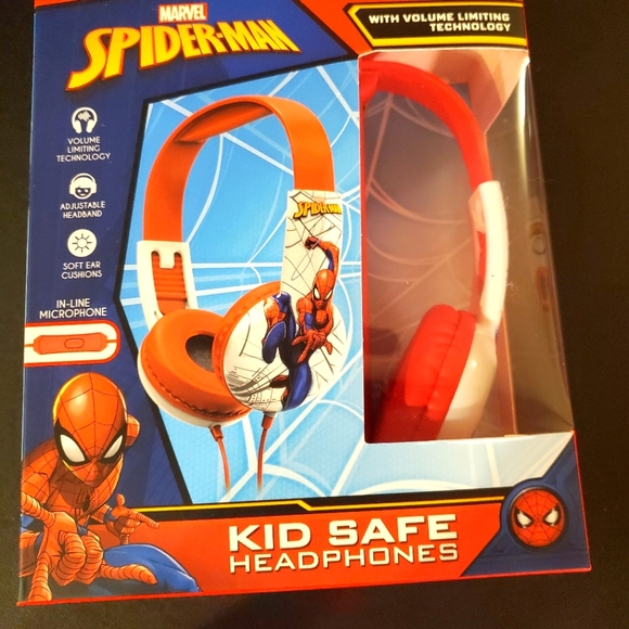 Marvel Other - Marvel Spiderman Kid Safe Headphones